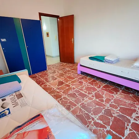 Casa Colombo Lägenhet Crotone
